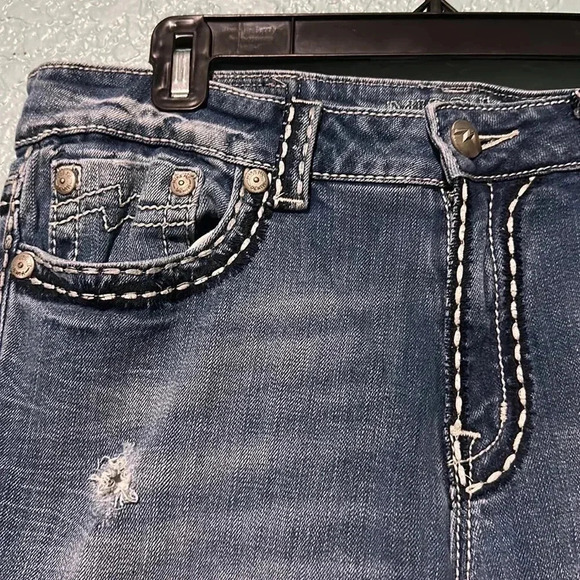 Miss Me rigged/distressed jeans women’s size 30 - Picture 5 of 6
